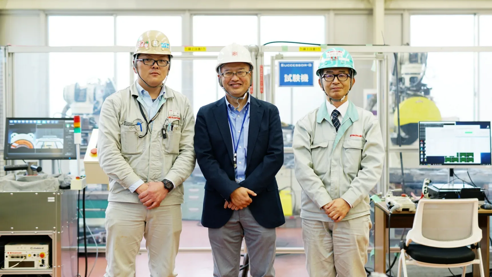 Remote-operated Kawasaki Successor-G grinder robot at Harima Works